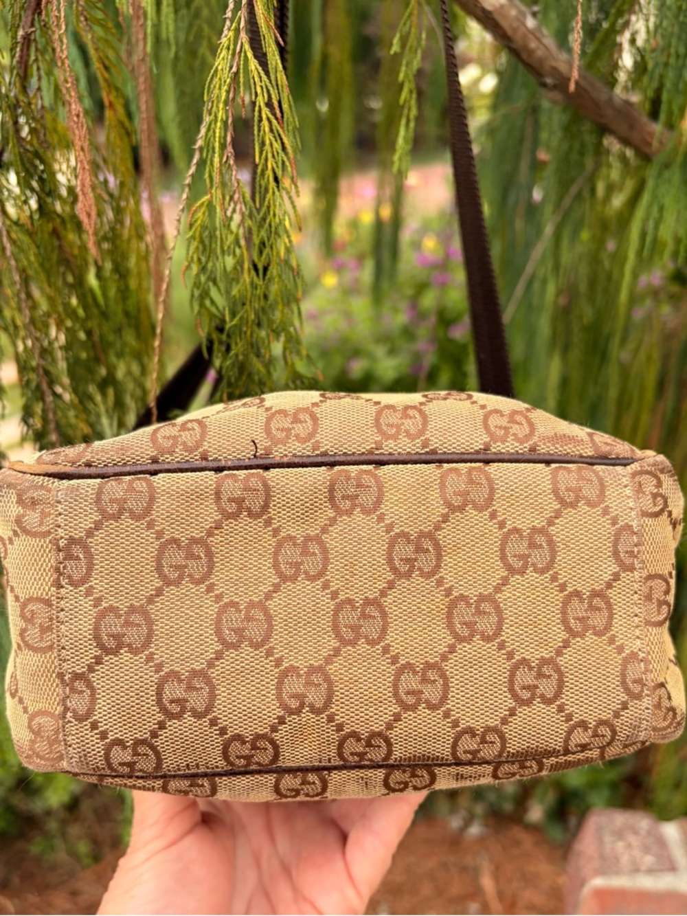Gucci Monogram GG Crossbody Shoulder Bag Authentic - Picture 6 of 15
